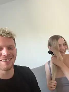 Group NickyGold_Official on StripChat