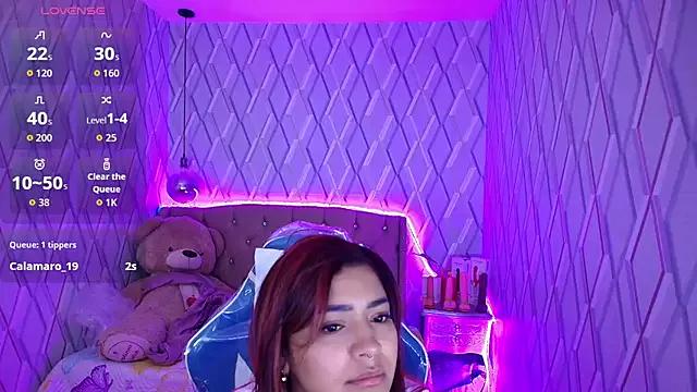 Freechat NicolleTaylor on StripChat