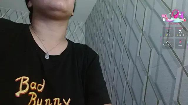 Freechat NicolleTaylor on StripChat