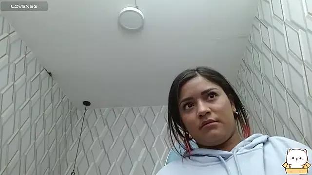 Freechat NicolleTaylor on StripChat