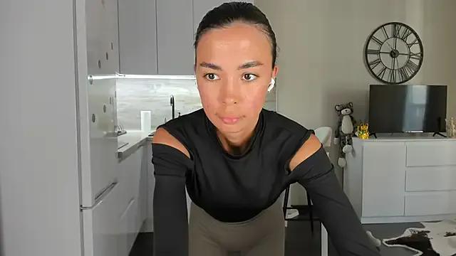 Freechat nilliluv on StripChat