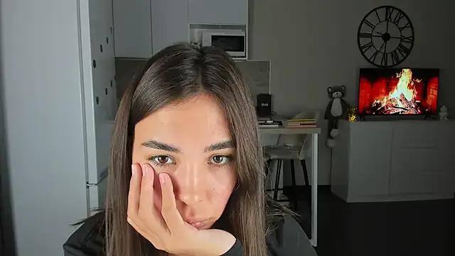 Freechat nilliluv on StripChat