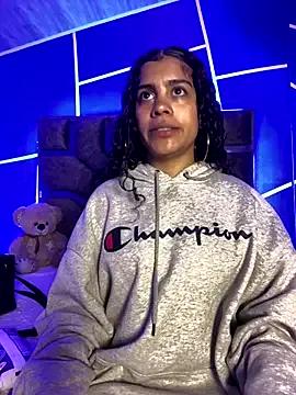 NINA_18_YEARS on StripChat