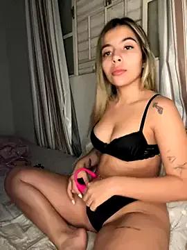 ninfsexy on StripChat