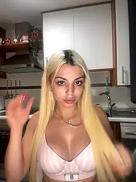 Freechat Noeliagglow on StripChat