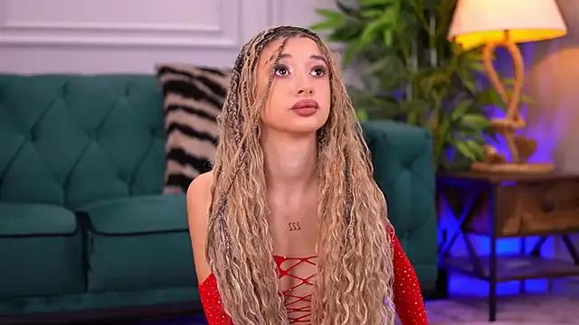 Freechat OdetteMason on StripChat