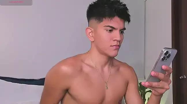 OnlySantty on StripChat