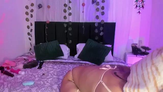 party-naugthysex on StripChat