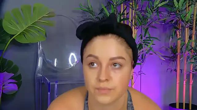 PatriciaSpice on StripChat