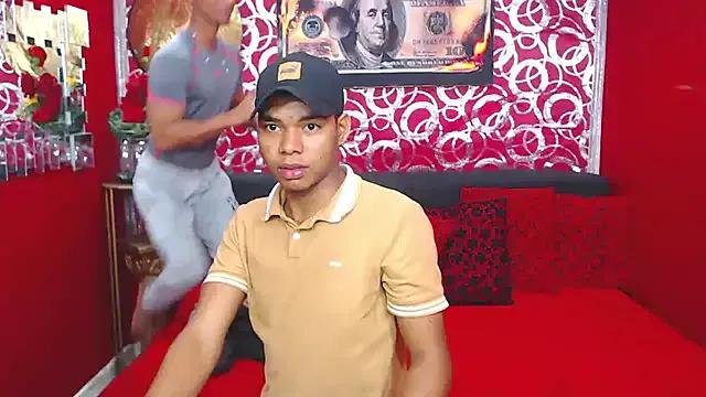 Freechat PEINBOYS on StripChat