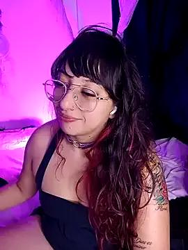 Piafisher1 on StripChat