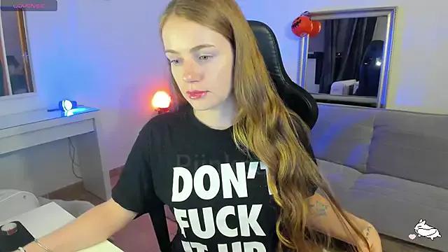 Piinkpandora on StripChat