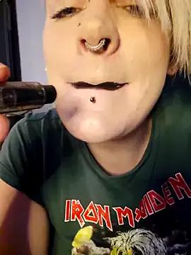 PinkTheHawk on StripChat