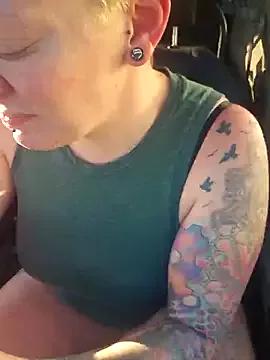 PinkTheHawk on StripChat