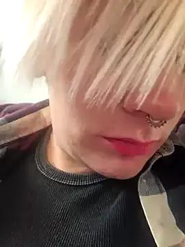 PinkTheHawk on StripChat