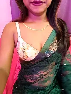 Puja-baby — Armpit show