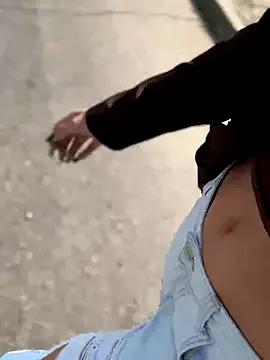 QuitieLia on StripChat