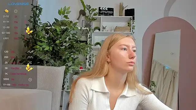 Rachel_Rut on StripChat