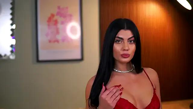 RavennaDArcy on StripChat