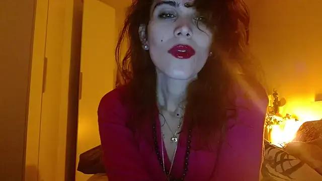 Regina_5 on StripChat