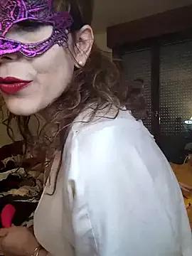 Regina_5 on StripChat