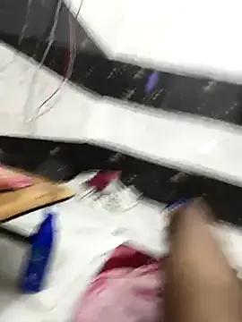 riya190 on StripChat