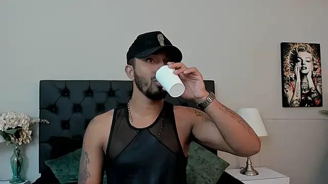 Freechat Robin_Rief on StripChat