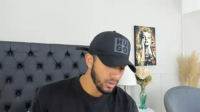 Freechat Robin_Rief on StripChat