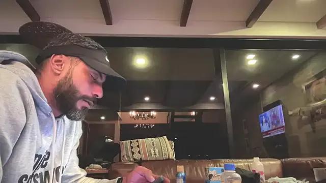 romeolovedark on StripChat