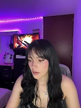 salome_polaniiee on StripChat