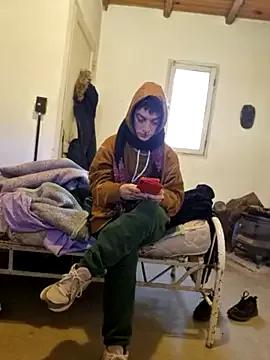 Freechat SalyTredelMonte on StripChat