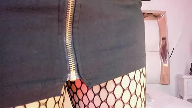 Freechat SamanttaMilf on StripChat