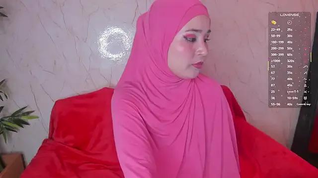 SamiQuest on StripChat