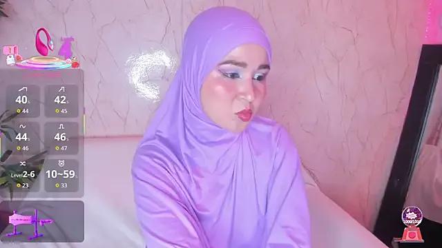 SamiQuest on StripChat