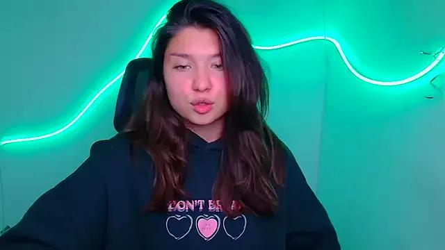 Freechat Sandra_Curly on StripChat