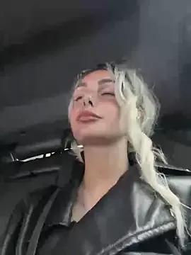 SandraCarter on StripChat