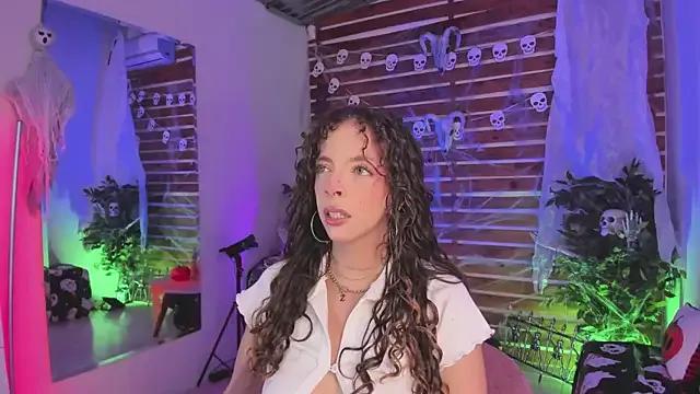 Sapphire_Venuss on StripChat