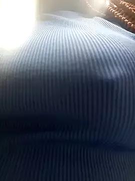 Sarie_sho on StripChat