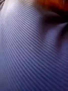 Sarie_sho on StripChat