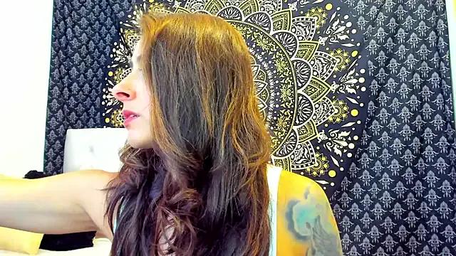 ScarletKings on StripChat