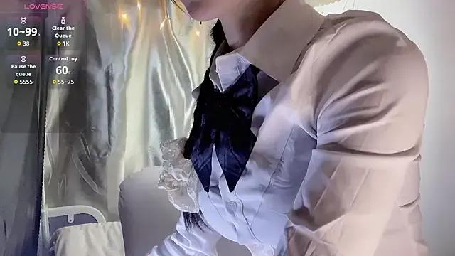 schoolgirl-nurse on StripChat