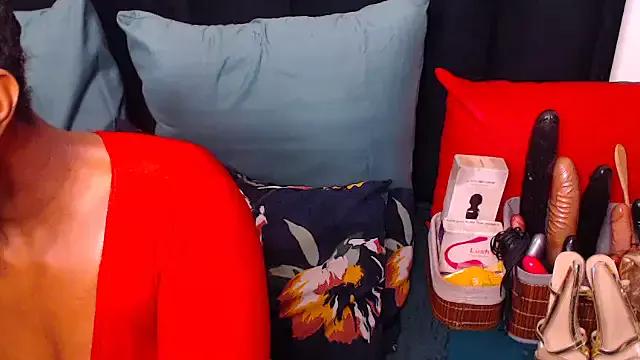 sexybootylicious on StripChat