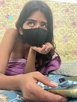 Sexykhushi041 on StripChat