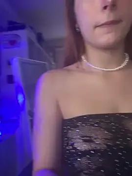 sexymelli18 on StripChat