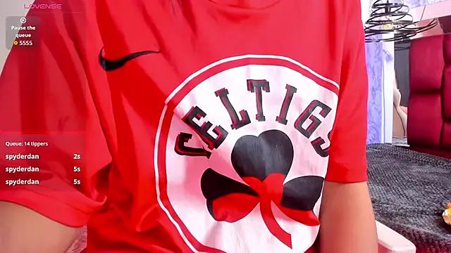 Sheilly_brown on StripChat