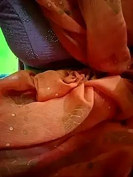 Shiya_janu on StripChat