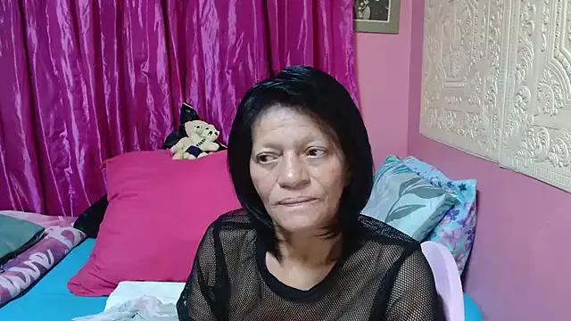 SLUTTYROXY on StripChat