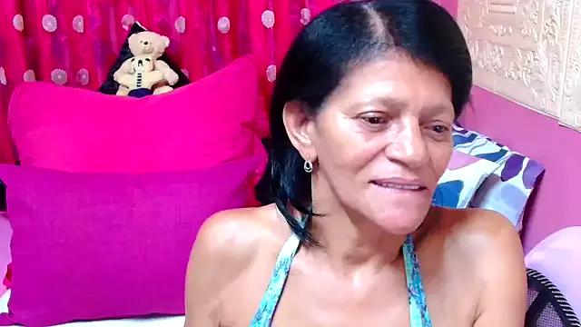 SLUTTYROXY on StripChat