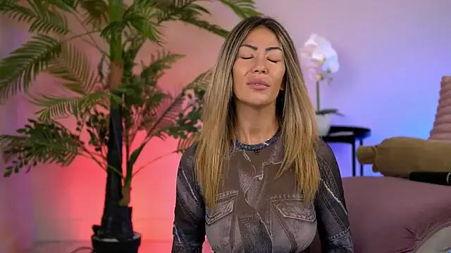 SophiaPotts on StripChat