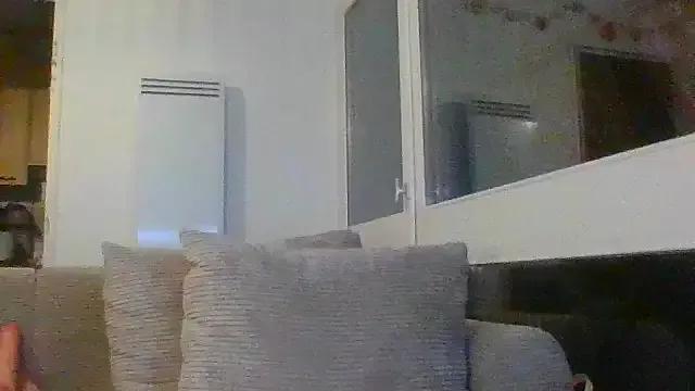 SpicyyyAngel — MON HOMME ME REJOINS...ET ON BAISE